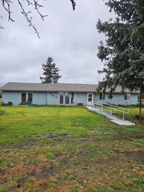 Photo of 2929 SW Eureka Lane 1 of 1