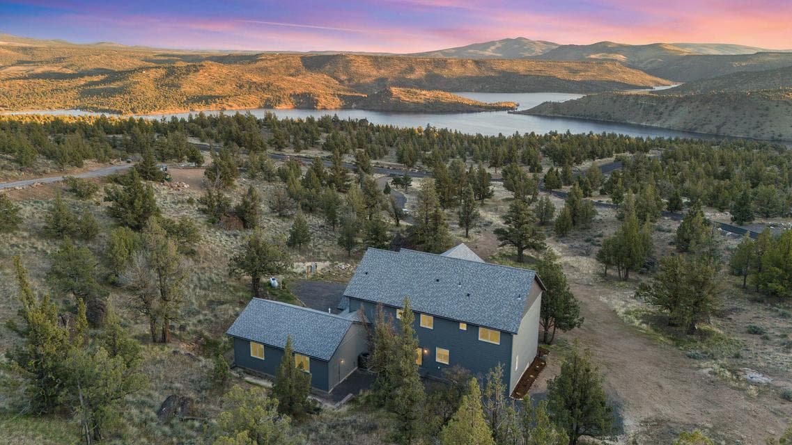 Photo of 9889 SE Pavati Drive 1 of 1