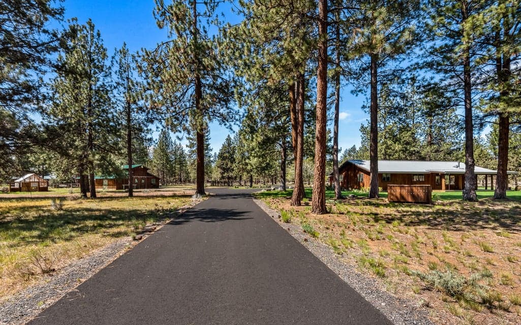 Photo of 69269 Crooked Horseshoe Road 1 of 1