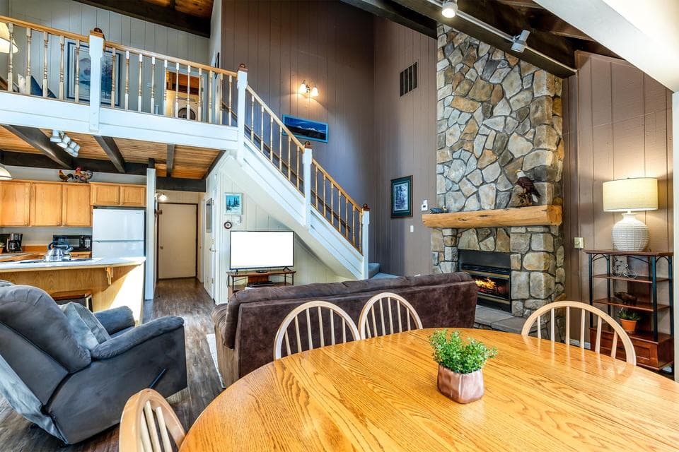 Photo of 57065 Deer Lane 1 of 1