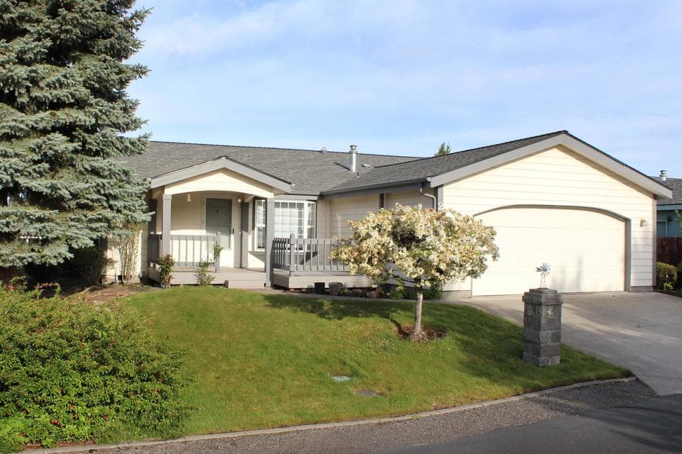 Photo of 2421 NE Salvia Way 1 of 1