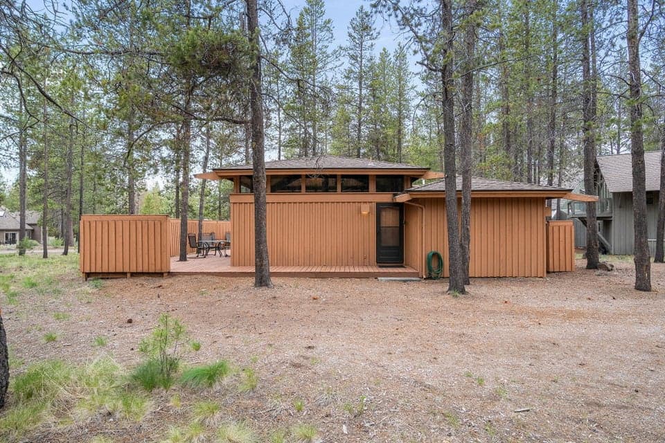 Photo of 56973 Fawn Lane 1 of 1