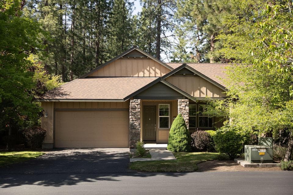 Photo of 19586 Tokatee Lake Court 1 of 1