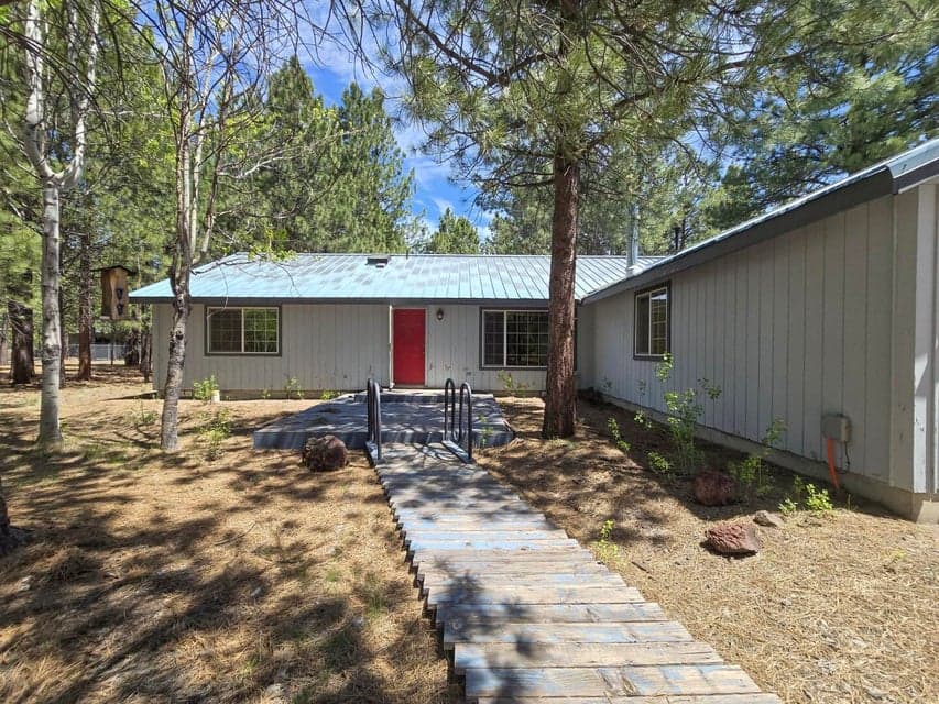 Photo of 51814 Black Pine Way 1 of 1