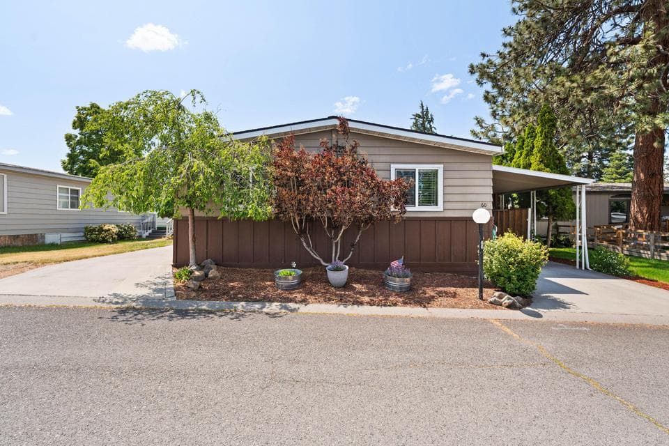 Photo of 1001 SE 15th Street 1 of 1