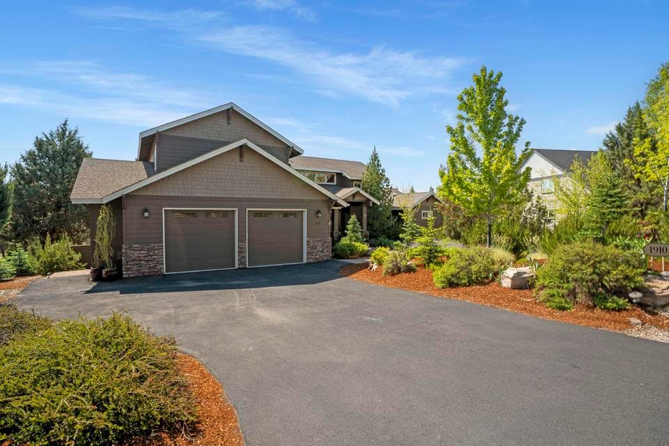 Photo of 1910 Murrelet Drive 1 of 1