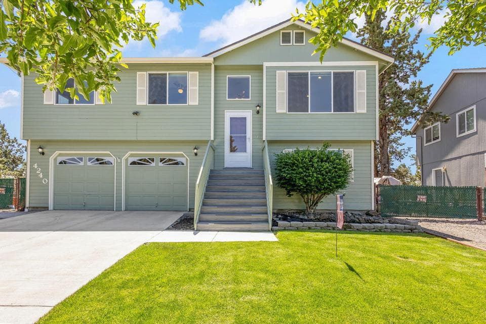 Photo of 4240 SW Ben Hogan Drive 1 of 1