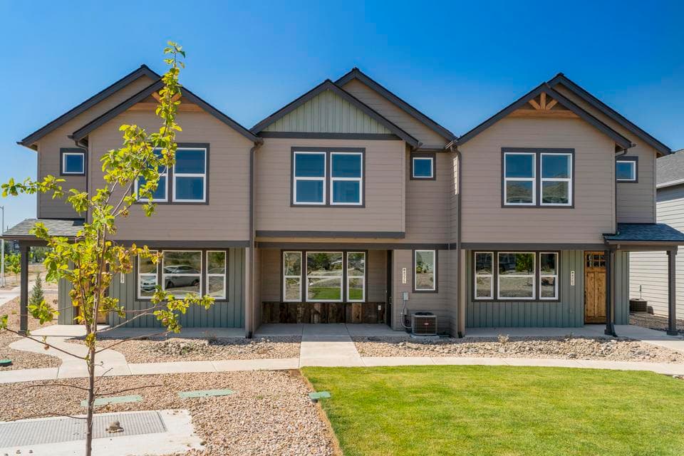 Photo of 4287 SW 39th Street 1 of 1