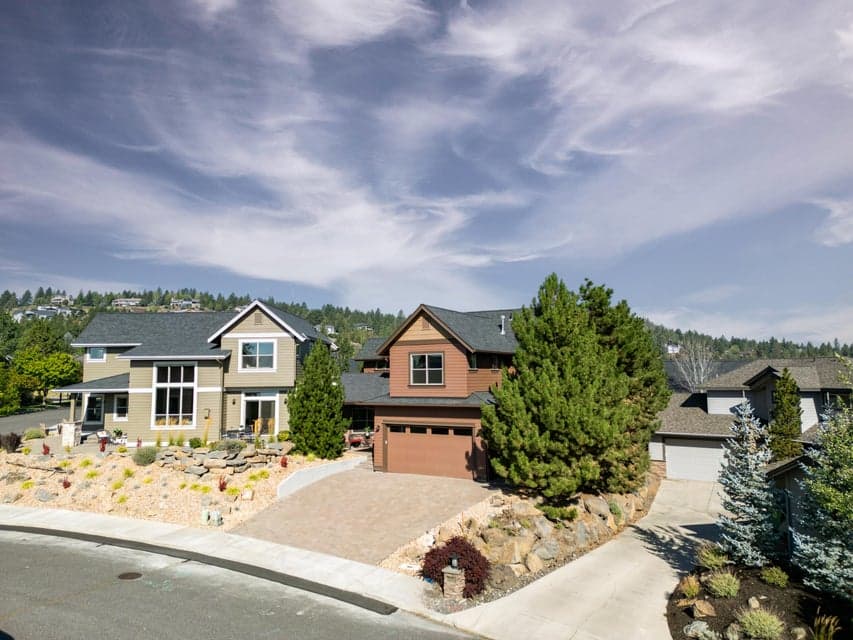 Photo of 2598 NW Awbrey Point Circle 1 of 1