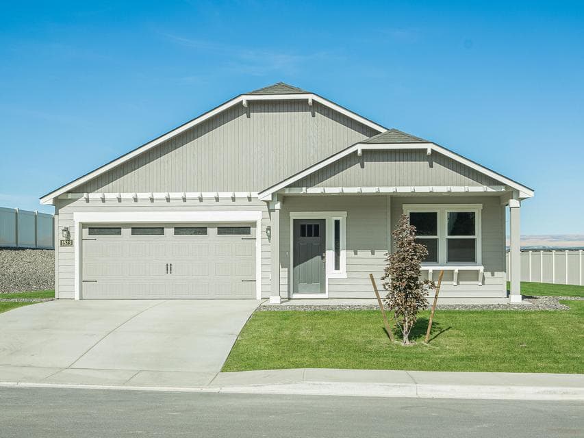 Photo of 3380 NW 8th Street 1 of 1