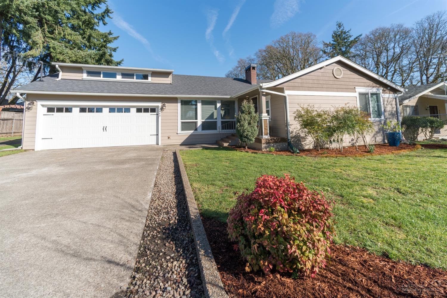 33863 Oak, Scappoose, 97056