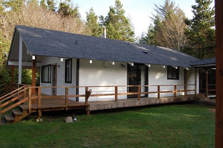 4800 Gloria Gayle, Creswell, 97439