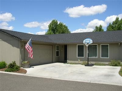 3455 Lazy, White City, 97503