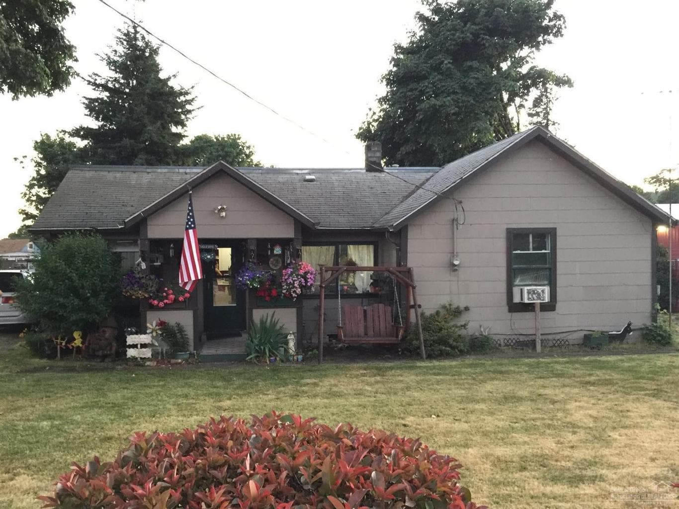 7465 3rd, Turner, 97392