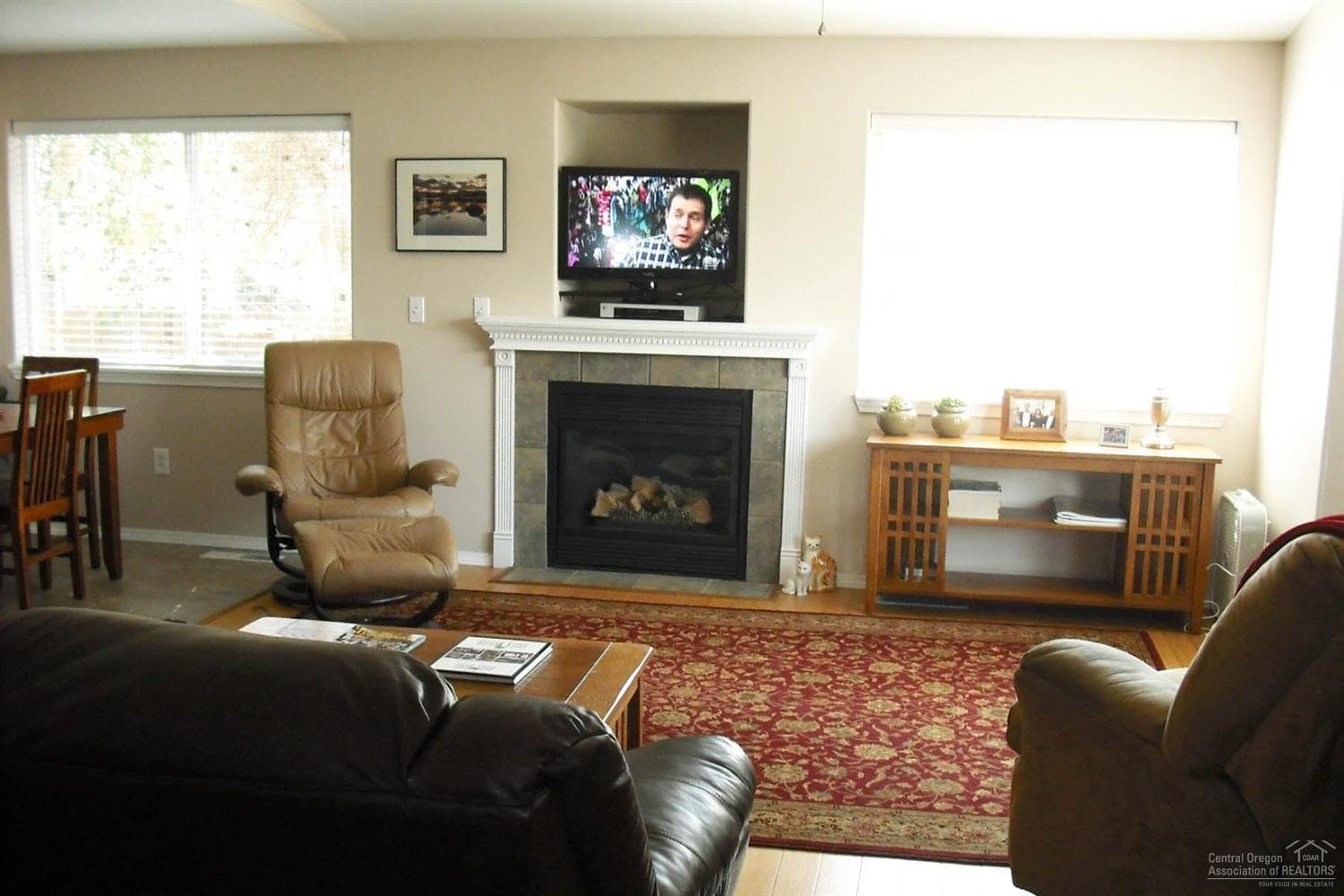 Photo of 3321 Hoona 2 of 16