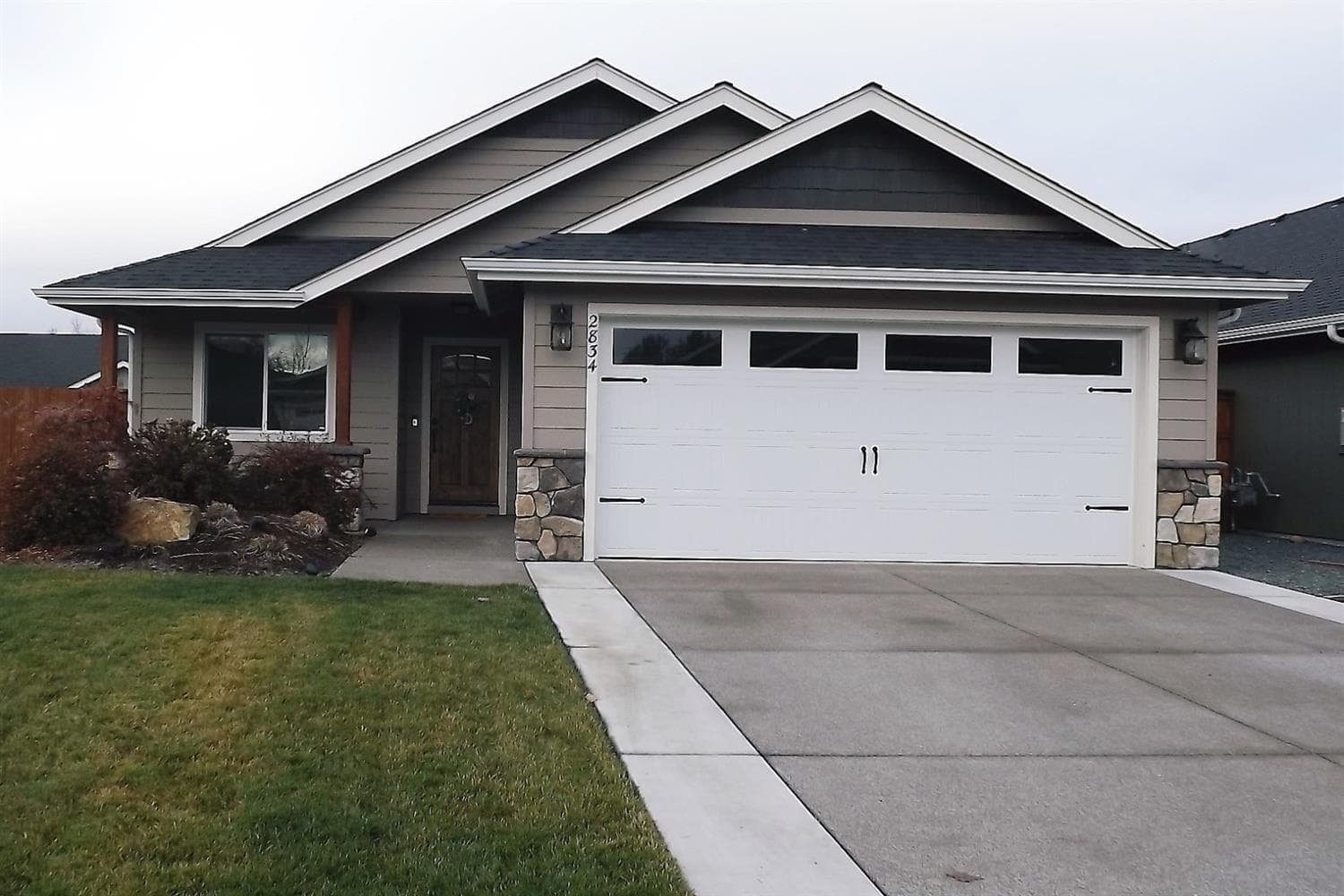 2834 Esther, Grants Pass, 97527