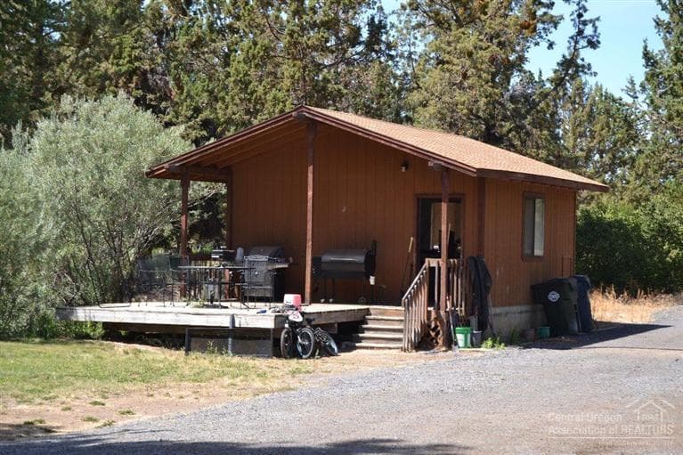 Photo of 64350 Old Bend Redmond 3 of 25