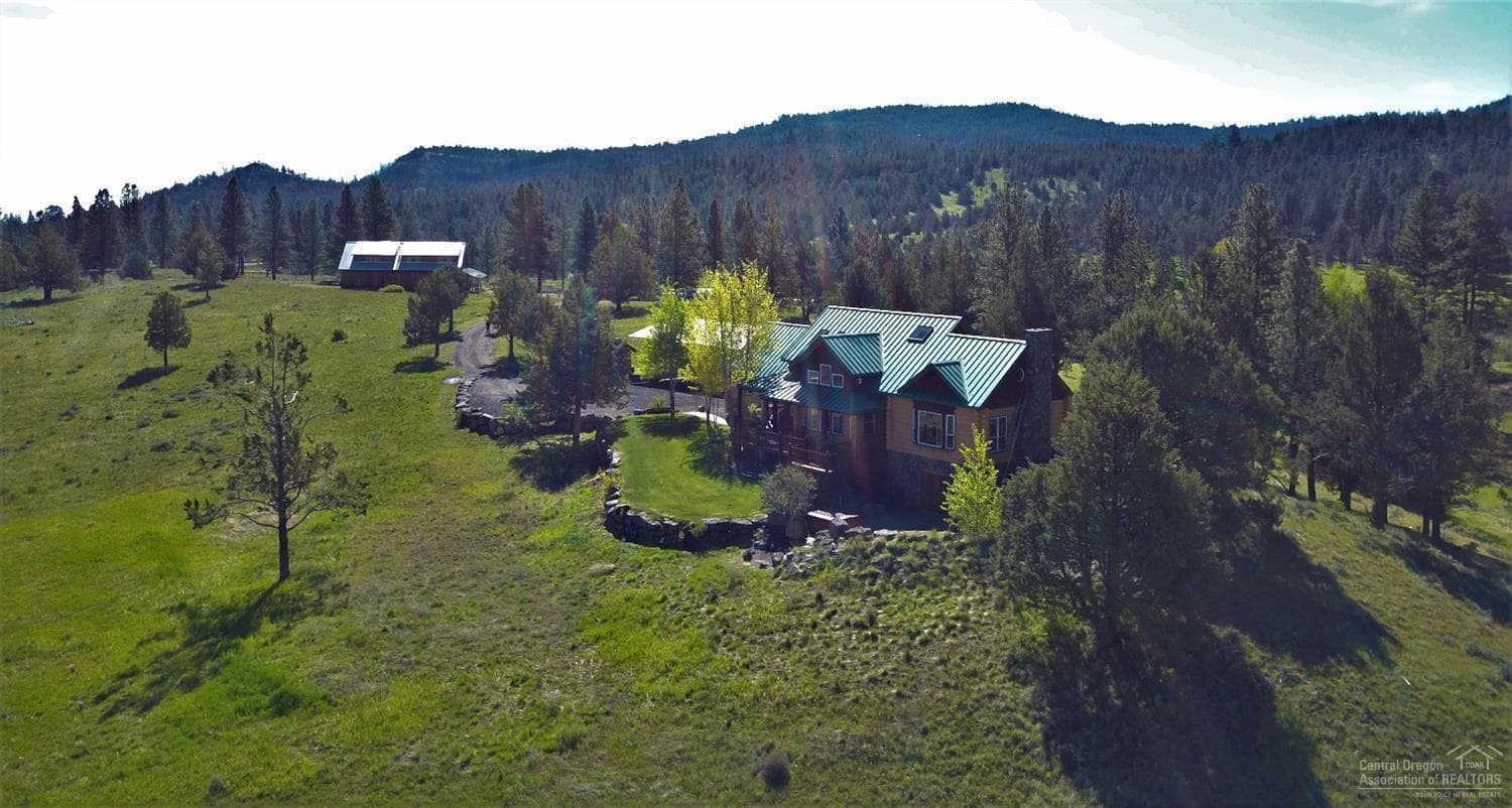 24300 Drake Creek, Post, 97752