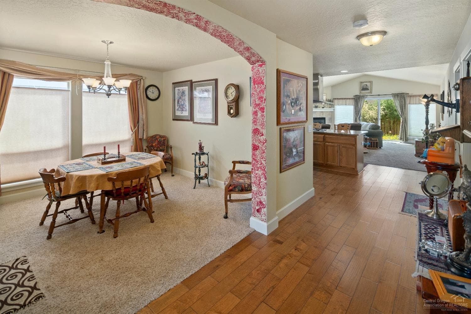 Photo of 21278 Woodruff 3 of 24