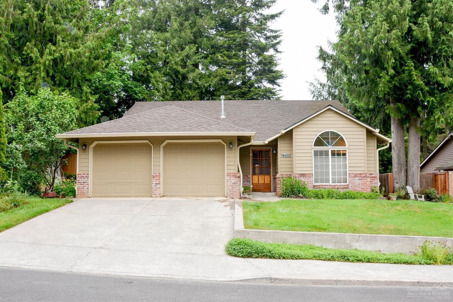 17800 Loundree, Sandy, 97055
