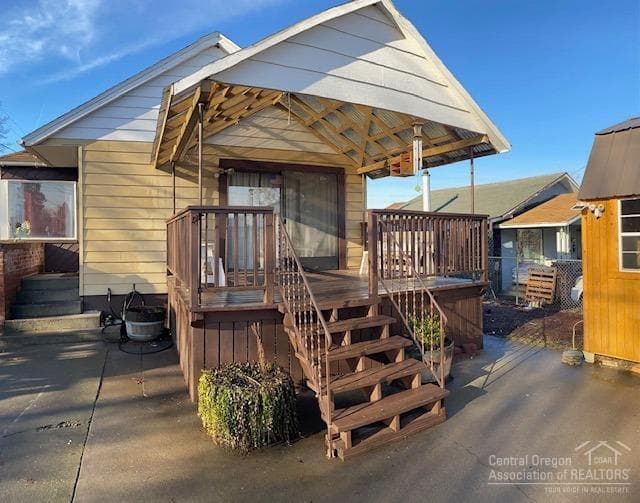 Photo of 525 9th 2 of 25