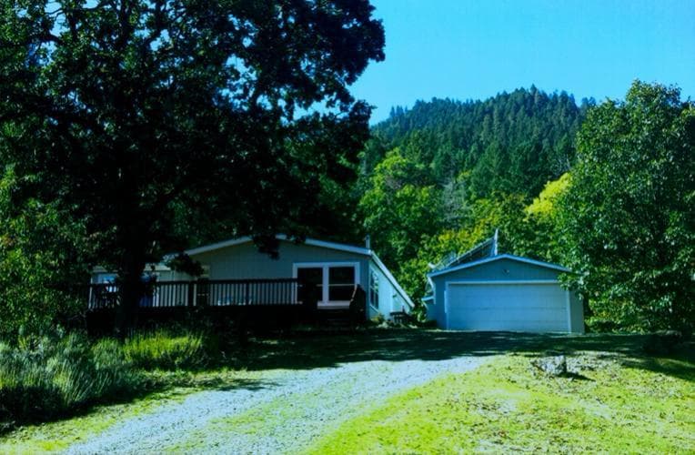 980 Schieffelin Gulch, Gold Hill, 97525