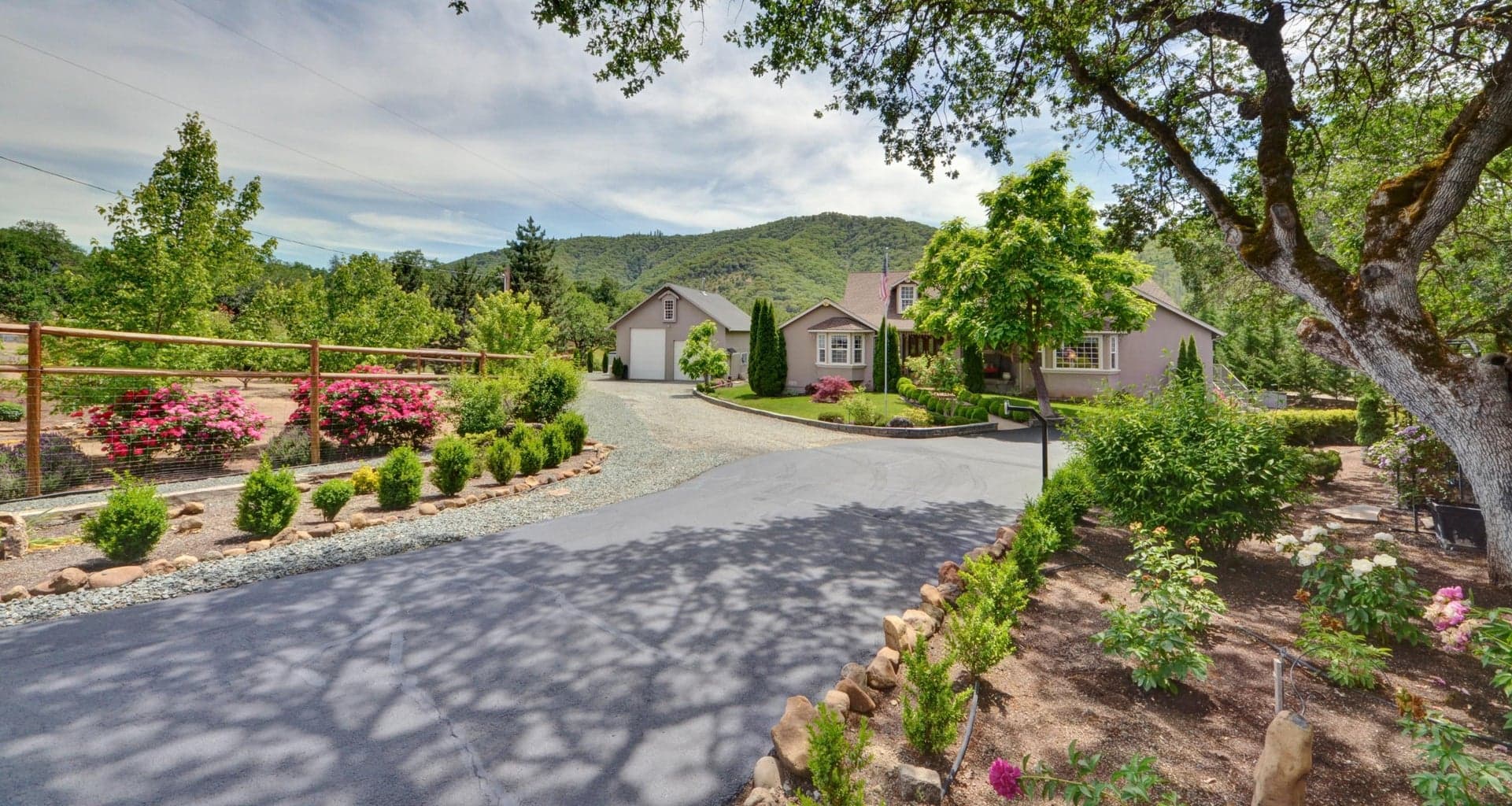 8909 John Day, Gold Hill, 97525