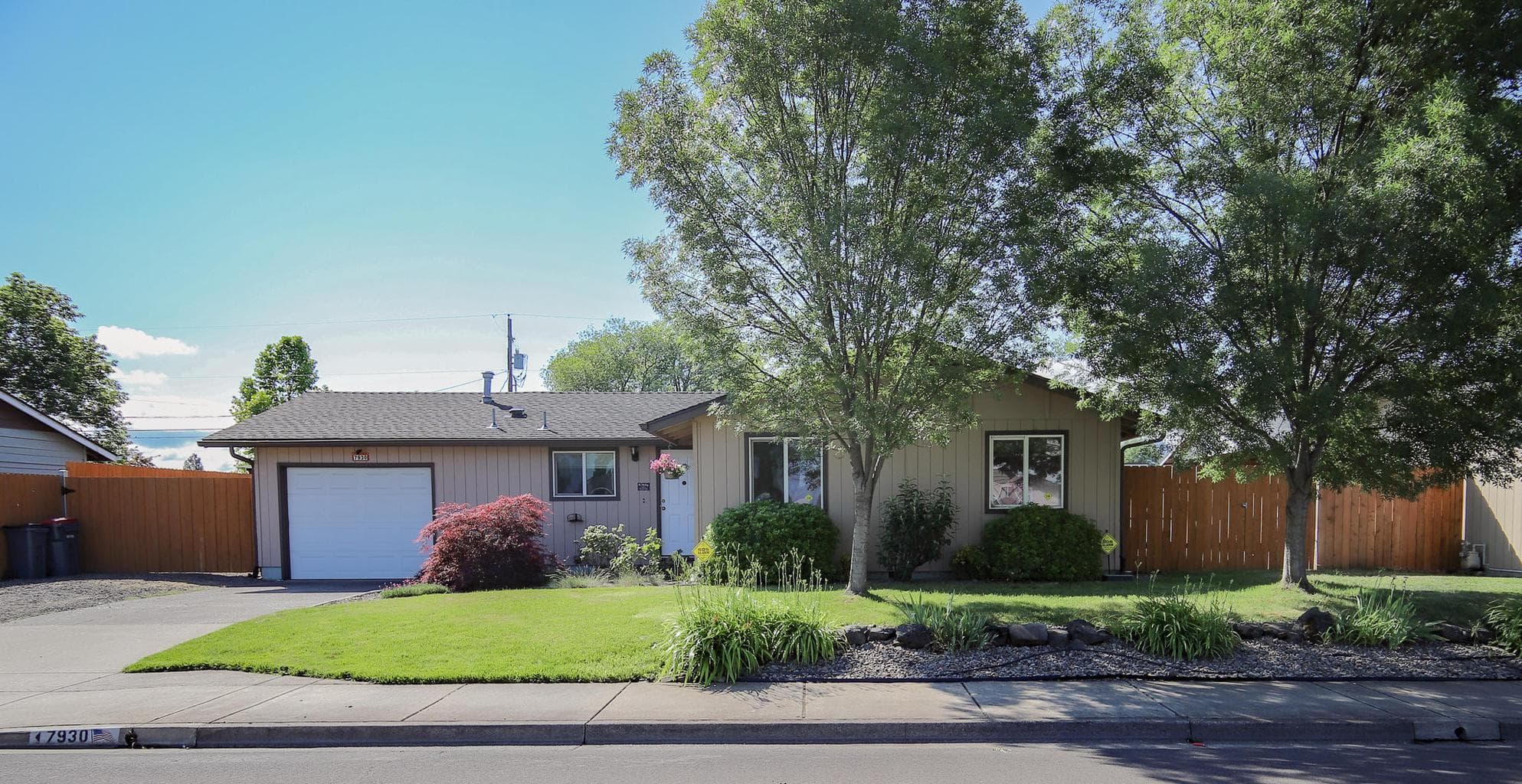 7930 Gladstone, White City, 97503