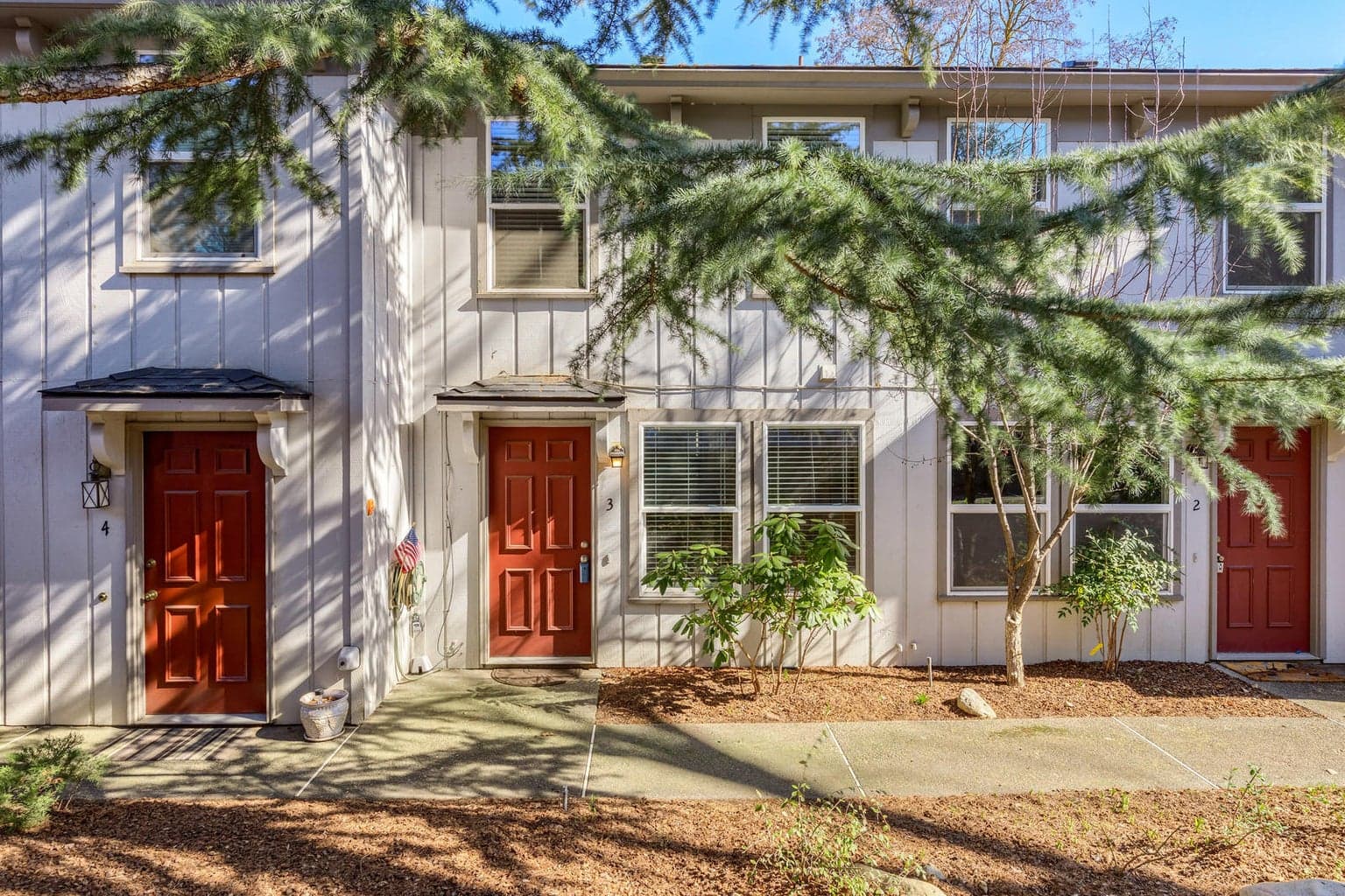 327 Main, Ashland, 97520