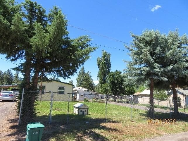 15389 Fern, Keno, 97627