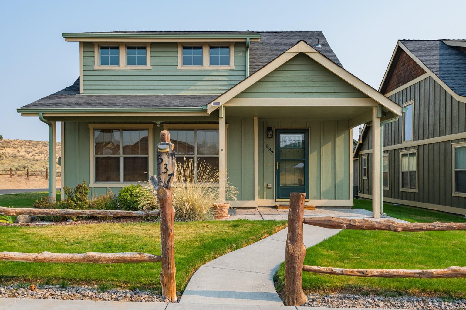 537 Ridge, Hines, 97738