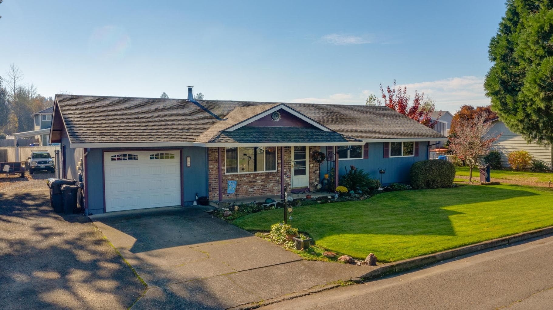 700 7th, Molalla, 97038