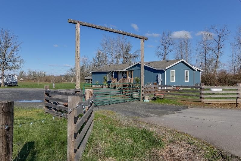 32899 Camas Swale, Creswell, 97426