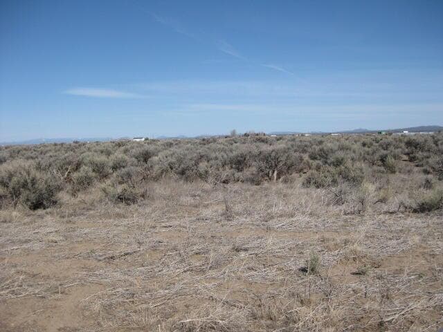 TL 5700 Mountain  (27S17E18-C0-05700), Christmas Valley, 97641