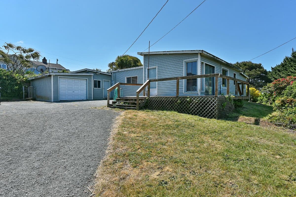 29821 Hillcrest, Gold Beach, 97444