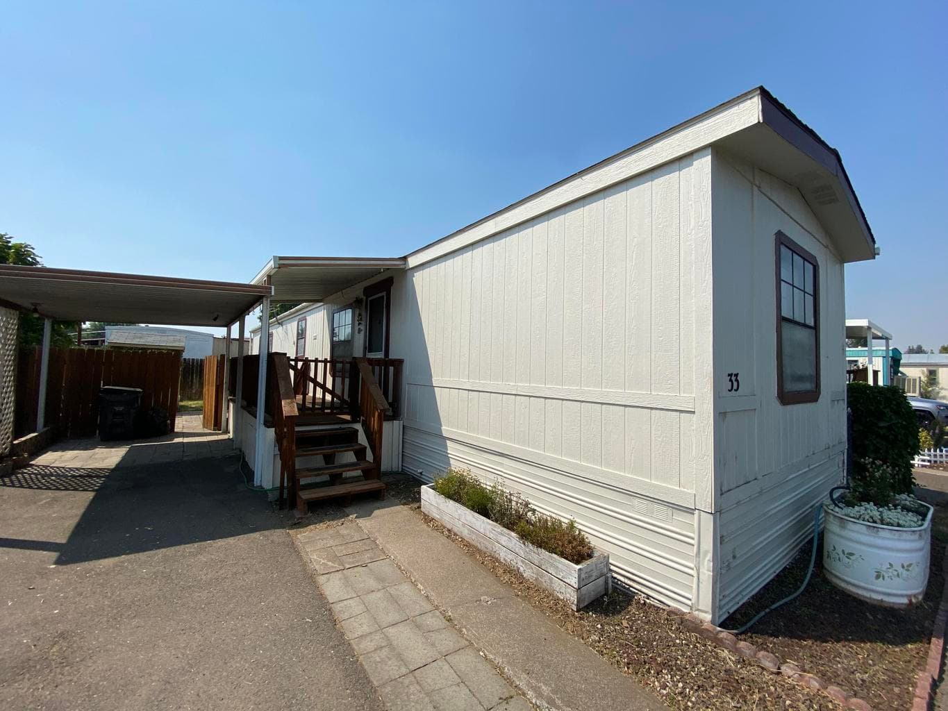 2622 Falcon, White City, 97503