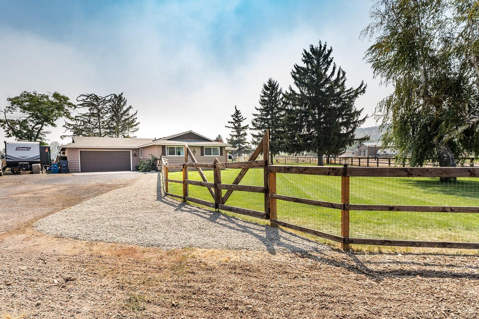 1296 Newell, Terrebonne, 97760
