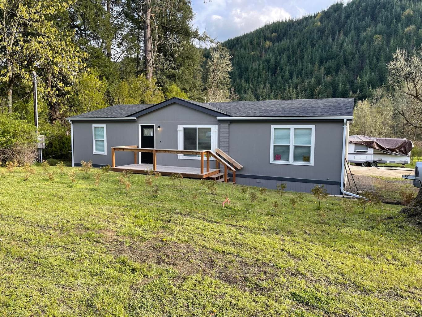 2803 Umpqua Highway 99, Drain, 97435