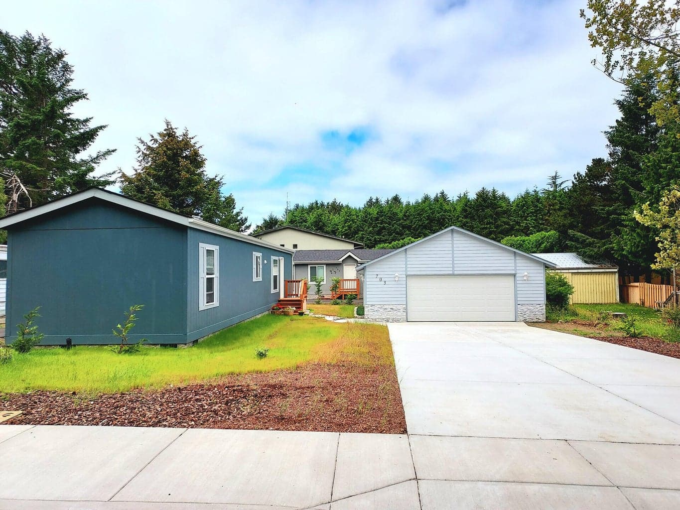 703 Neptune, Lincoln City, 97367