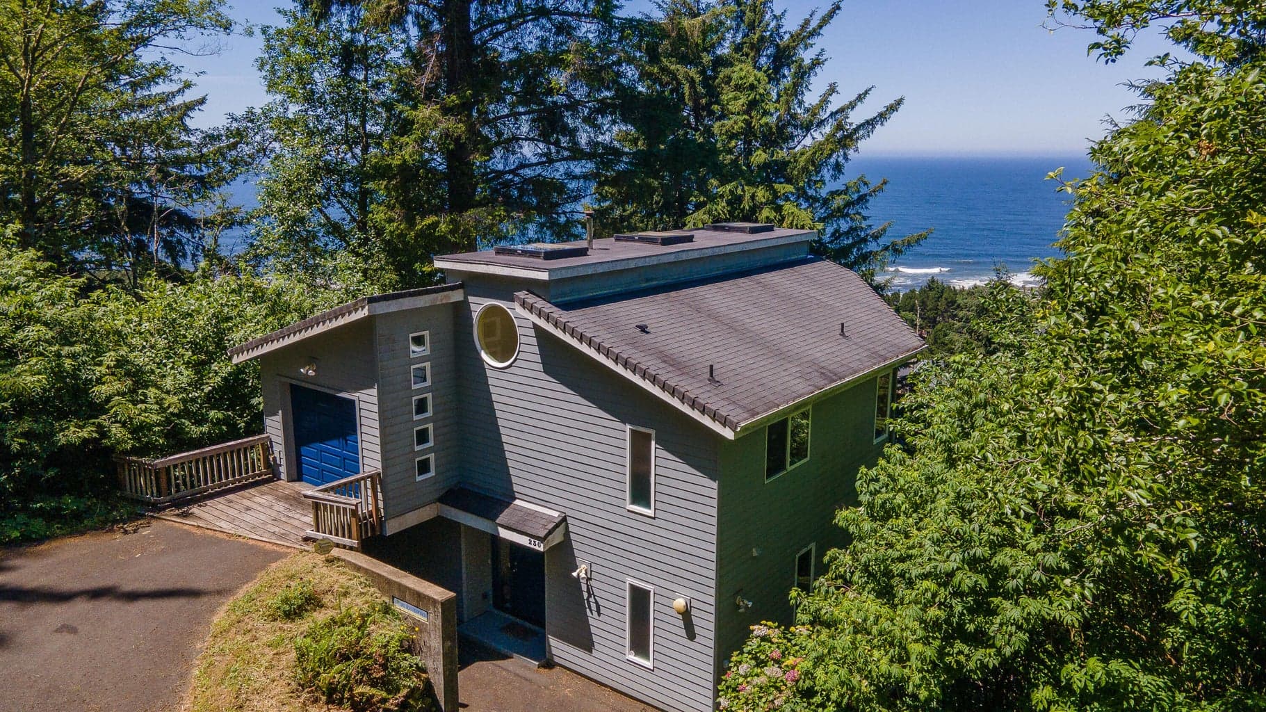 230 Crestview, Yachats, 97498