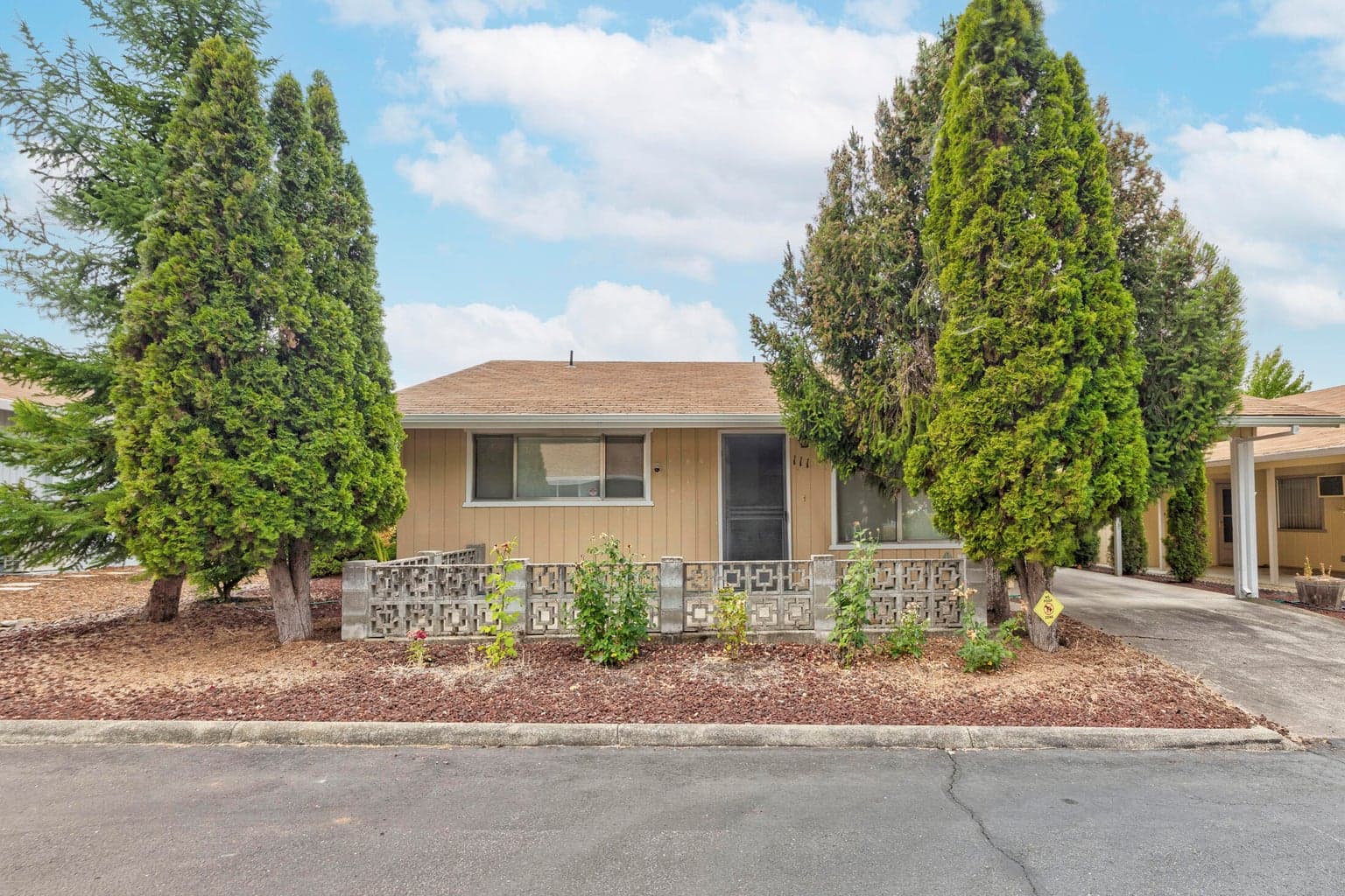 111 Wards Creek, Rogue River, 97537