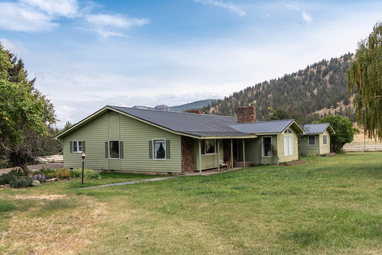 Photo of 6500 Trout Creek 3 of 49