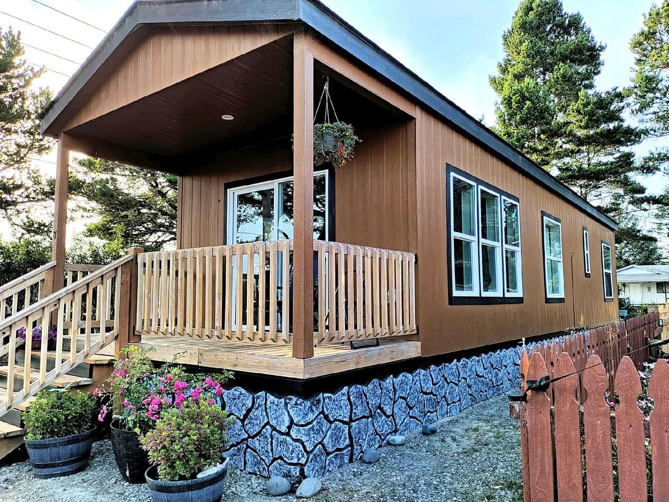 1699 27th, Florence, 97439
