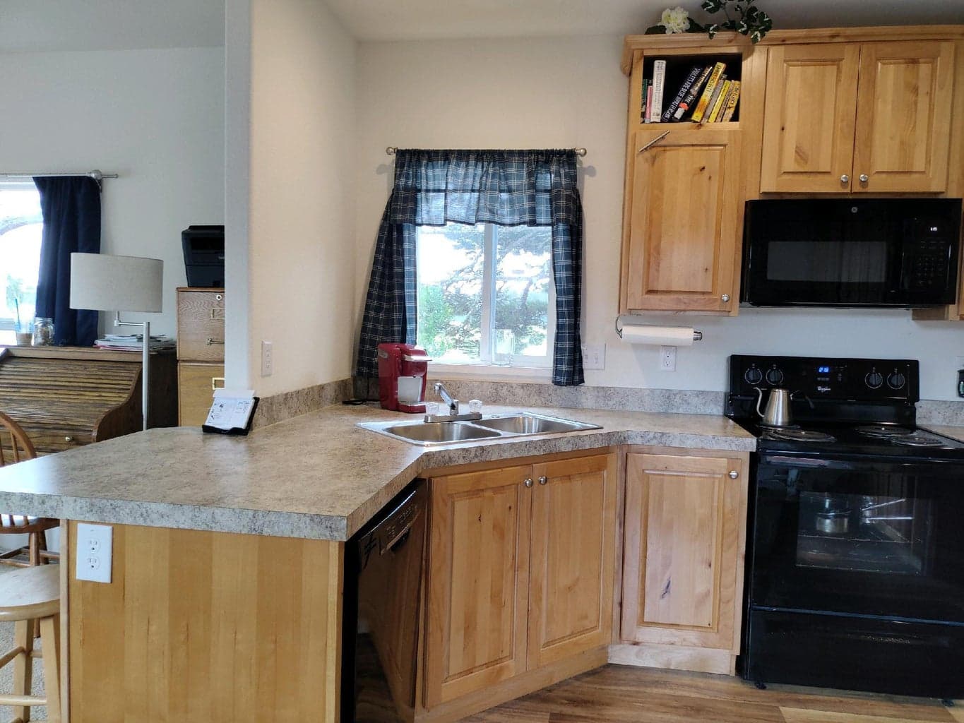 Photo of 1699 27th 5 of 6