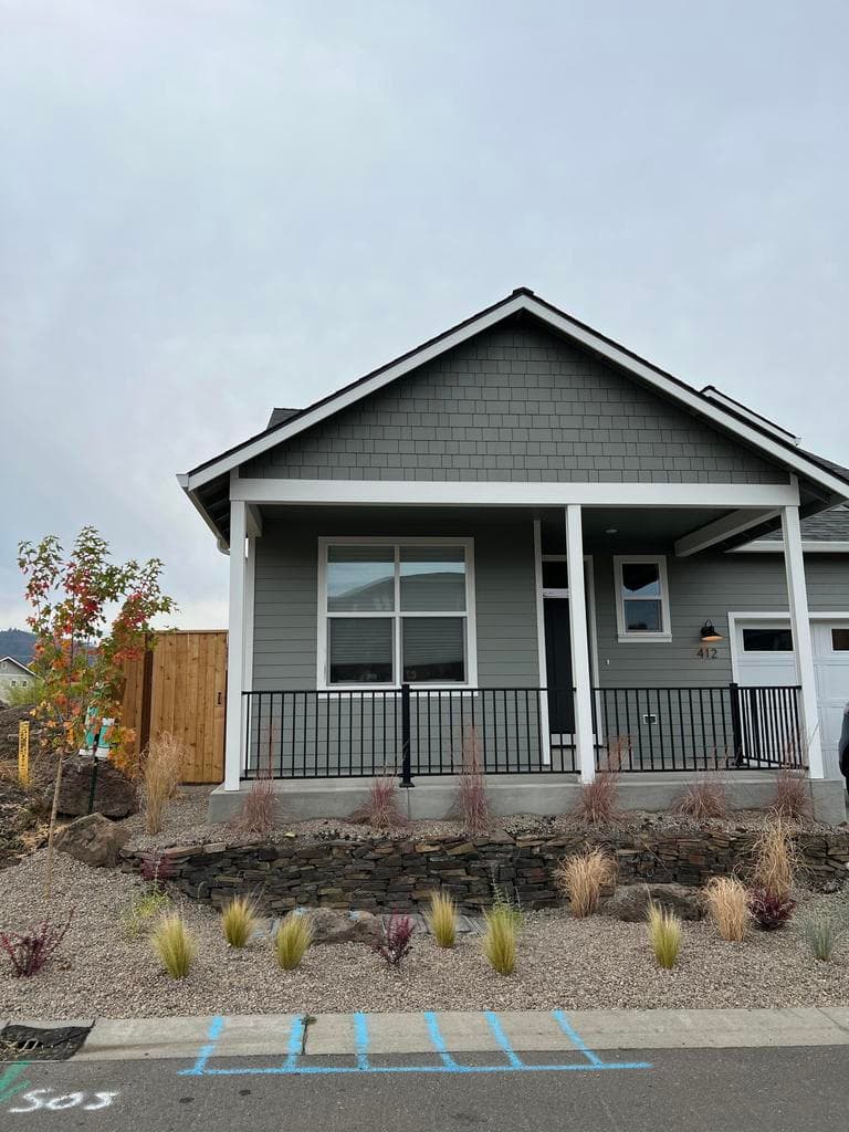 412 Creekside, Talent, 97540