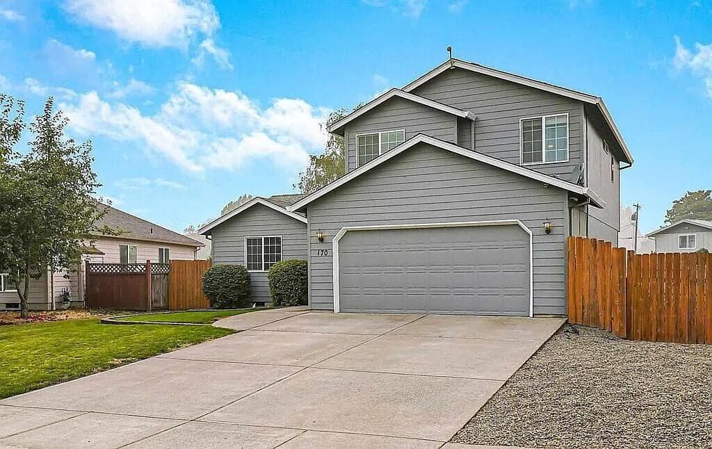 170 8th, Jefferson, 97352