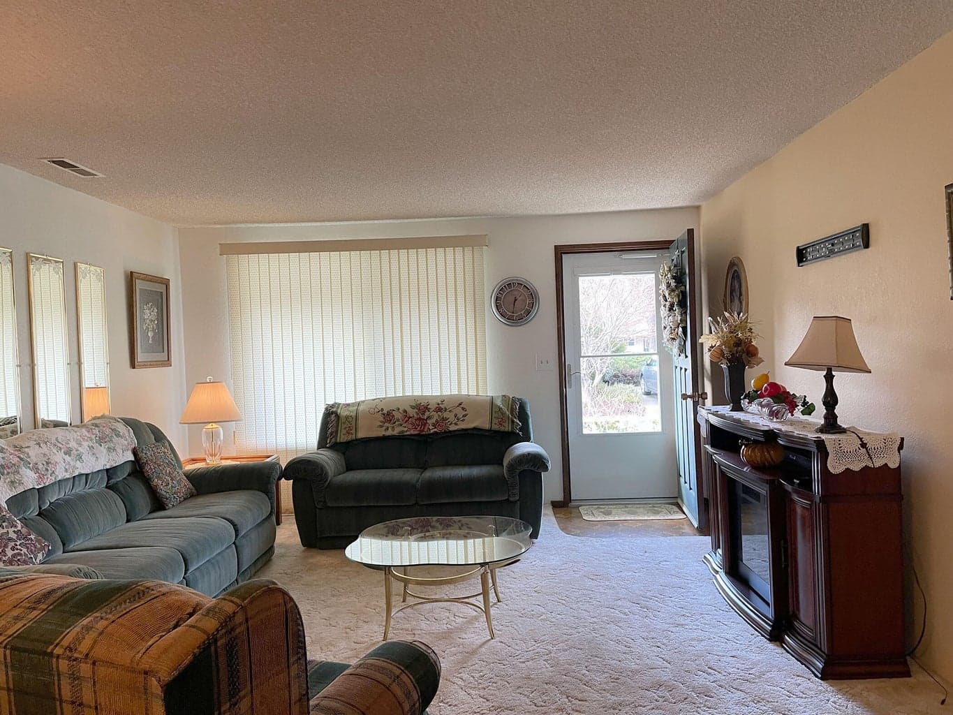 Photo of 734 Brookside 3 of 17