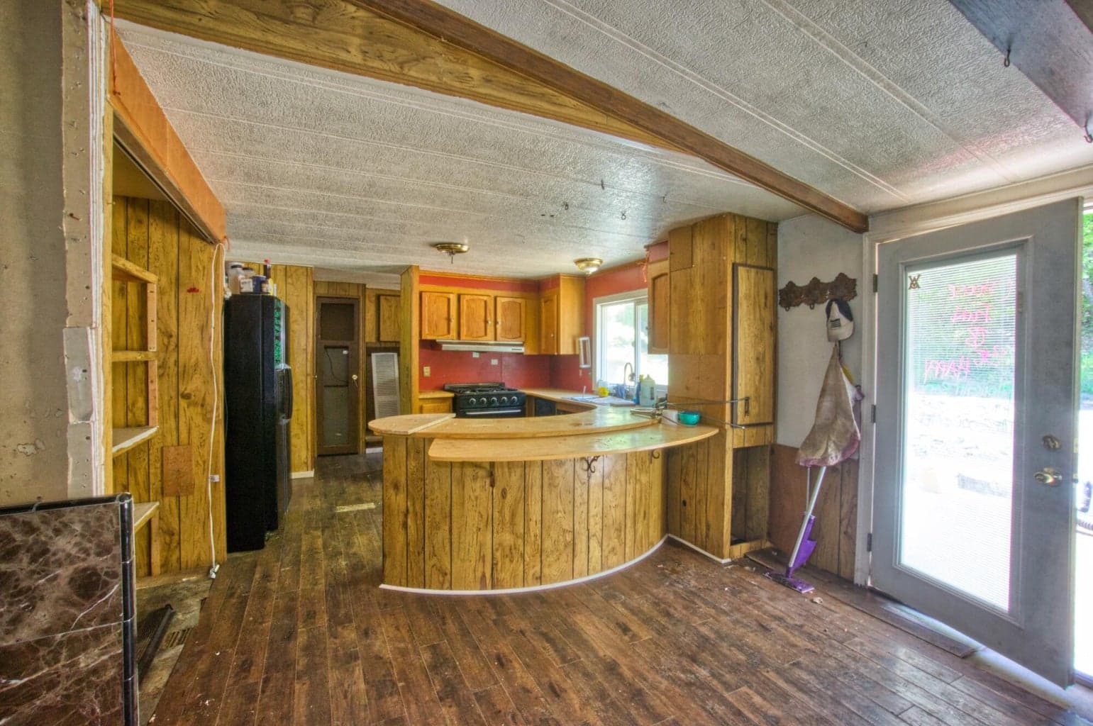Photo of 501 Pinecrest 2 of 34