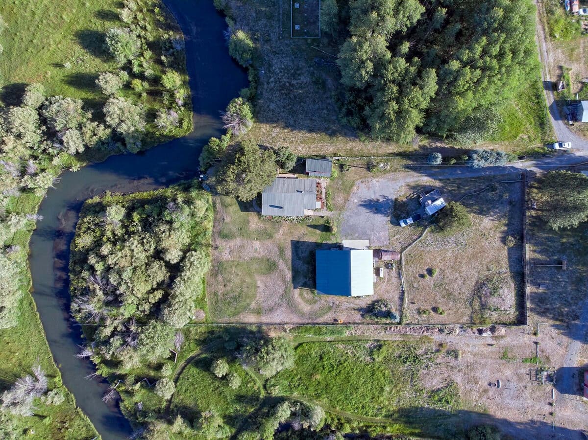 8889 1st, Fort Klamath, 97626