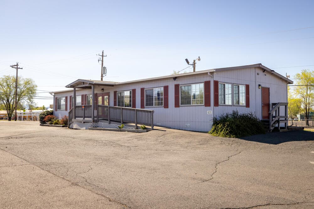 Photo of 3350 6th 5 of 14